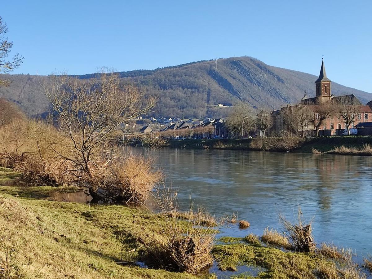Entre Meuse Et Foret Revin  Luaran gambar